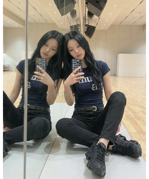 muahmuah（ムーアムーア）の「ドットスターパッチ半袖Tシャツ [6色]（Tシャツ/カットソー・レディース・ホワイト/ブラック/スカイブルー/ネイビー/イエロー/ピンク・FREE）」の7枚目の写真