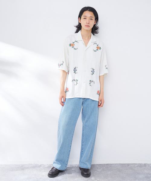 B.C STOCK(ベーセーストック)の「MID RISE STOVE PIPE JEAN(デニムパンツ・メンズ・ネイビー/ブルー/アイボリー・LARGE/MEDIUM)」の12枚目の写真