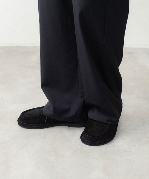 ATTACHMENT(アタッチメント)の「カウスエード チロリアンバブーシュ / COW SUEDE TYROLEAN BABOUCHE(モカシン/デッキシューズ・メンズ・カーキ/ブラック・42/41/43/44)」の8枚目の写真
