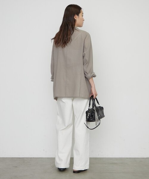 LOUNGEDRESS（ラウンジドレス）の「バレルレッグデニムパンツ（デニムパンツ・レディース・オフホワイト/ブルー・SMALL/MEDIUM）」の6枚目の写真