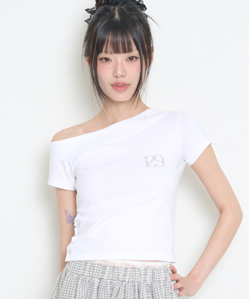 ILLIGO（イリゴ）の「129 ワンショルダー ホットフィックストップ ホワイト（Tシャツ/カットソー・レディース・その他・SMALL/MEDIUM）」の2枚目の写真