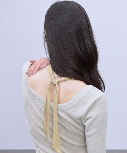 THINGS THAT MATTER(シングス ザット マター)の「HALTER DESIGN LAYERED TOPS / ホルターデザイン レイヤード トップス(Tシャツ/カットソー・レディース・ベージュ/ブラック/グレー×サックスブルー・FREE)」の5枚目の写真