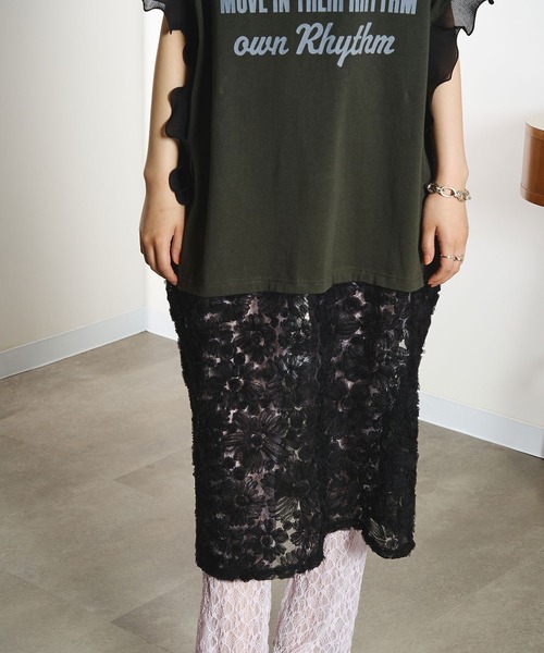 ROSE BUD(ローズバッド)の「OKIRAKU×ROSEBUD/LACE SKIRT LOGO DRESS(ワンピース・レディース・オートミール/ブラック・ONE SIZE)」の18枚目の写真