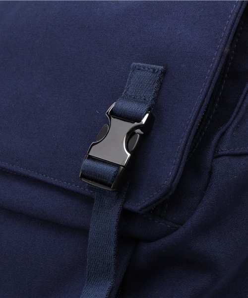 C6（シーシックス）の「C6(シーシックス）　Slim Backpack Navy　Double Bonded Canvas　C1309　(ネイビー)（バックパック/リュック・メンズ・ネイビー・FREE）」の5枚目の写真