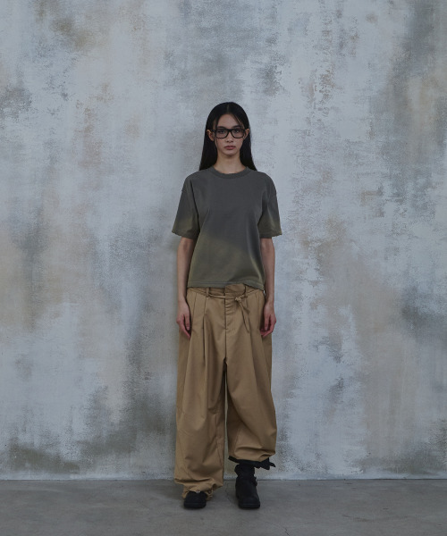 PARADIGMFILM（パラダイムフィルム）の「[Ep.02] VTGフェイドクロップTシャツ（ライトカーキ）（Tシャツ/カットソー・レディース・その他・MEDIUM/LARGE）」の3枚目の写真