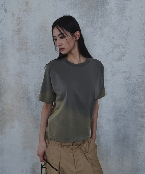 PARADIGMFILM（パラダイムフィルム）の「[Ep.02] VTGフェイドクロップTシャツ（ライトカーキ）（Tシャツ/カットソー・レディース・その他・MEDIUM/LARGE）」の8枚目の写真