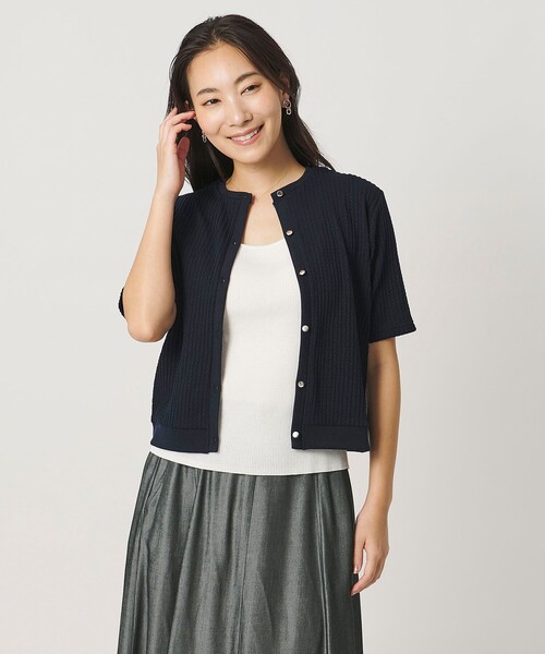 A DAY IN THE LIFE UNITED ARROWS(アデイインザライフユナイテッドアローズ)の「ジャガード ミニケーブルカーディガン 5分袖 <A DAY IN THE LIFE>(カーディガン/ボレロ・レディース・ダークグレー/ネイビー/ナチュラル・FREE)」の20枚目の写真