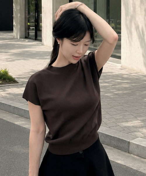 MIND BRIDGE WOMEN（マインドブリッジウーマン）の「[W]キャップスリーブモックネックニット - 6色（ニット/セーター・レディース・ブラウン/ライトベージュ/ブラック/アイボリー/モカ/スカイブルー・FREE）」の9枚目の写真