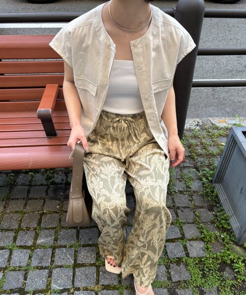 Jena espace merveilleux(ジェナ エスパスメルヴェイユ)の「ボタニカルパンツ(その他パンツ・レディース・ブラック/カーキ・FREE)」の6枚目の写真
