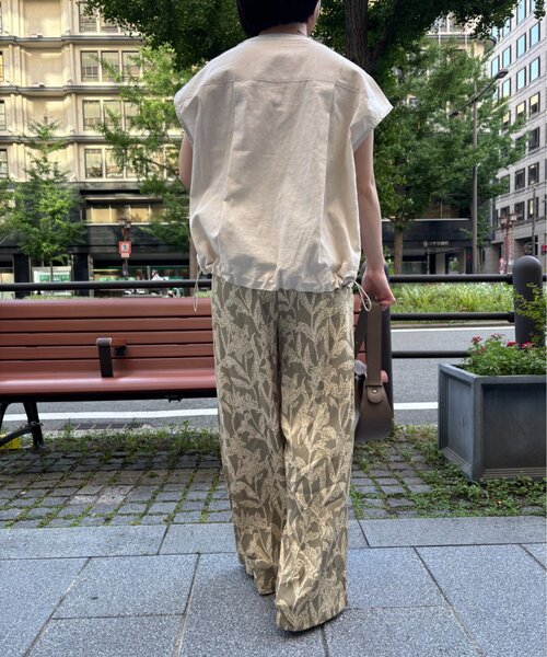 Jena espace merveilleux(ジェナ エスパスメルヴェイユ)の「ボタニカルパンツ(その他パンツ・レディース・ブラック/カーキ・FREE)」の4枚目の写真