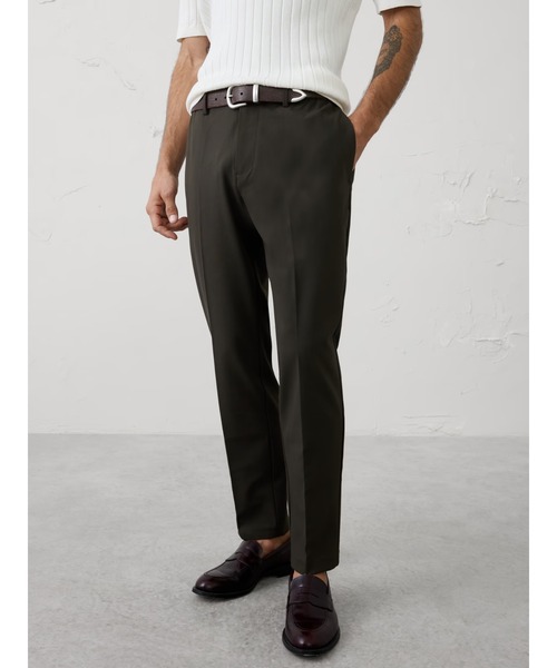 BANANA REPUBLIC FACTORY STORE(バナナリパブリック ファクトリーストア)の「BANANA REPUBLIC FACTORY STORE アスレチックフィット テーパードパンツ(その他パンツ・メンズ・ベージュ/ネイビー/ブラック/カーキ・34W 30L/30W 30L/29W 30L/28W 30L/33W 30L/32W 30L/31W 30L)」の3枚目の写真