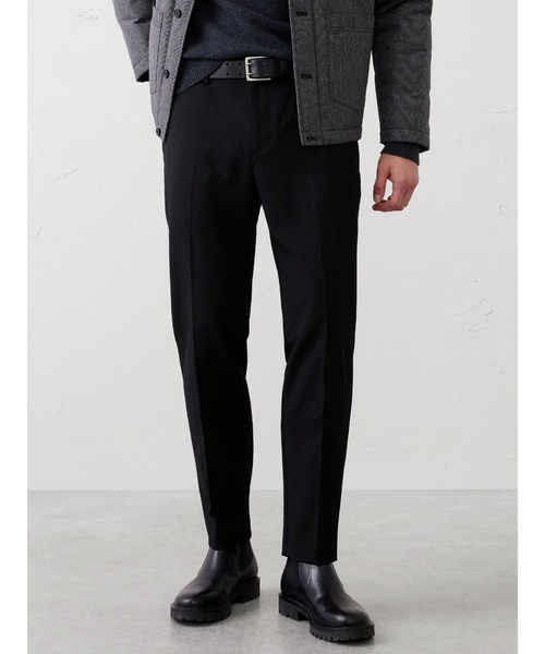 BANANA REPUBLIC FACTORY STORE(バナナリパブリック ファクトリーストア)の「BANANA REPUBLIC FACTORY STORE アスレチックフィット テーパードパンツ(その他パンツ・メンズ・ベージュ/ネイビー/ブラック/カーキ・34W 30L/30W 30L/29W 30L/28W 30L/33W 30L/32W 30L/31W 30L)」の1枚目の写真