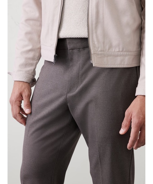 BANANA REPUBLIC FACTORY STORE(バナナリパブリック ファクトリーストア)の「BANANA REPUBLIC FACTORY STORE アスレチックフィット テーパードパンツ(その他パンツ・メンズ・ベージュ/ネイビー/ブラック/カーキ・34W 30L/30W 30L/29W 30L/28W 30L/33W 30L/32W 30L/31W 30L)」の6枚目の写真