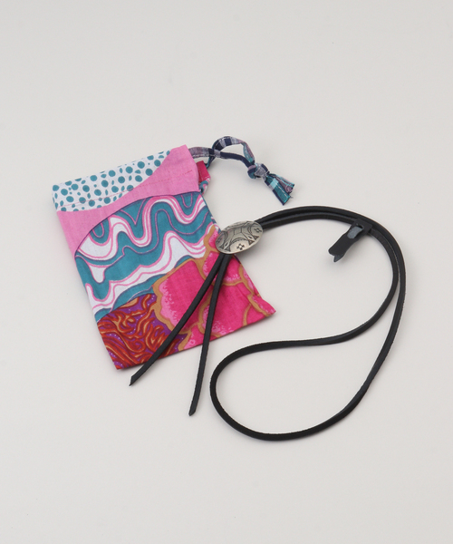 FRAMeWORK(フレームワーク)の「YUKETEN/ユケテン LEATHER BOLO TIE W CONCHO(ネックレス・レディース・ブラック・FREE)」の6枚目の写真