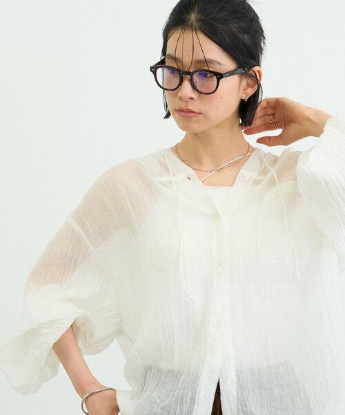 CIAOPANIC TYPY(チャオパニックティピー)の「∴【体型カバーも叶う】シアーフーディーブラウス(シャツ/ブラウス・レディース・ブラック/ブルー/ダークグリーン/ブラウン/オフホワイト/ホワイト・ONE SIZE)」の15枚目の写真