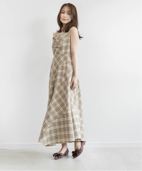 RANDA（ランダ）の「ビッグサテンリボンフラットパンプス（パンプス・レディース・アイボリー/ブラウン/ブラック・23/22.5/24.5/24/23.5/22/25.5/25）」の15枚目の写真