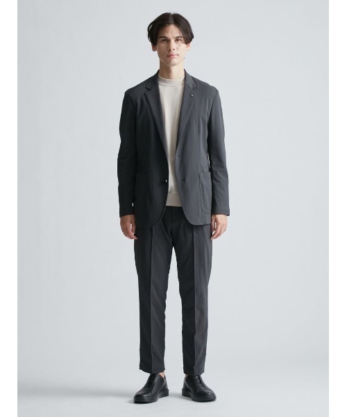 AOURE(アウール)の「VINTAGE NYLON SETUP JACKET(テーラードジャケット・メンズ・ライトベージュ/チャコールグレー/カーキ・MEDIUM/LARGE)」の4枚目の写真