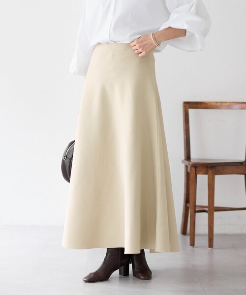 BEARDSLEY(ビアズリー)の「ニットフレアースカート【セットアップ】(スカート・レディース・ベージュ/ブラック・0/1)」の2枚目の写真