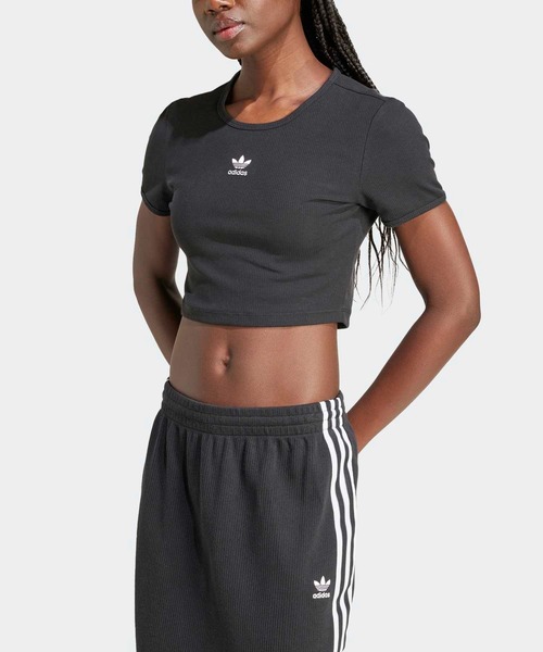 adidas(アディダス)の「エッセンシャルズ リブ Tシャツ / アディダスオリジナルス adidas Originals(Tシャツ/カットソー・レディース・ブラック・XX-LARGE/LARGE/MEDIUM/SMALL/X-LARGE/X-SMALL)」の3枚目の写真