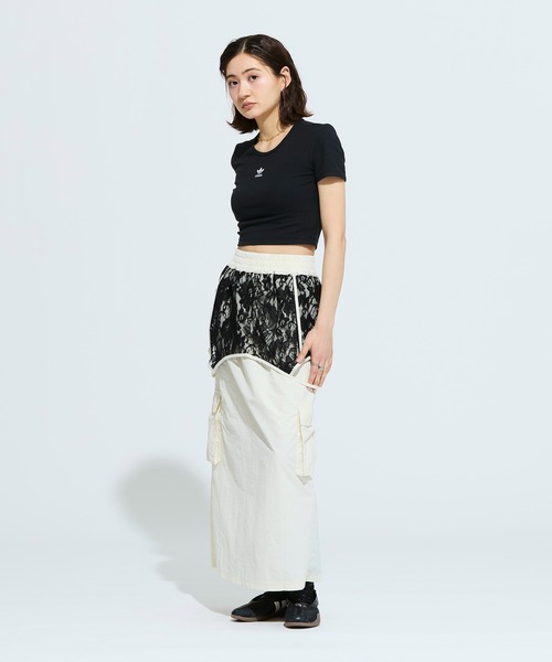 adidas(アディダス)の「エッセンシャルズ リブ Tシャツ / アディダスオリジナルス adidas Originals(Tシャツ/カットソー・レディース・ブラック・XX-LARGE/LARGE/MEDIUM/SMALL/X-LARGE/X-SMALL)」の2枚目の写真
