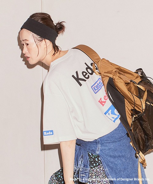 studio CLIP(スタディオクリップ)の「【Keds】ロゴピグメントTシャツ(Tシャツ/カットソー・レディース・グレー/ホワイト/ブラウン・FREE)」の2枚目の写真