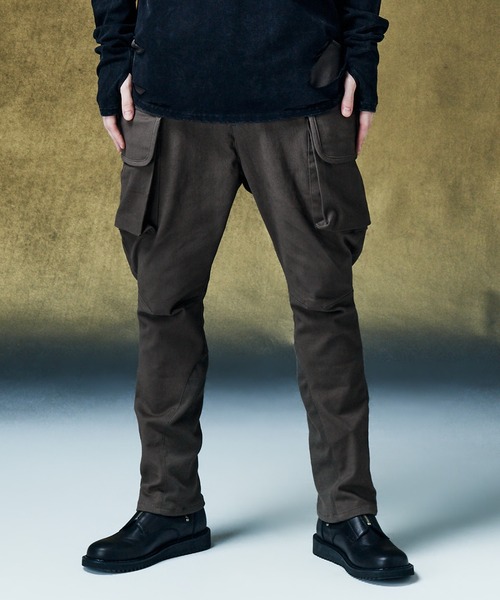 glamb(グラム)の「Jodhpurs Cargo Pants / ジョッパーズカーゴパンツ(カーゴパンツ・メンズ・グレー/ブラック・M/S/L)」の2枚目の写真