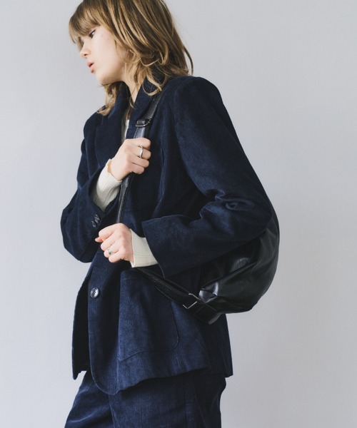 HANNE(アン)の「レザーライクラウンドボディーBAG(ボディバッグ/ウエストポーチ・レディース・ブラック・FREE)」の9枚目の写真