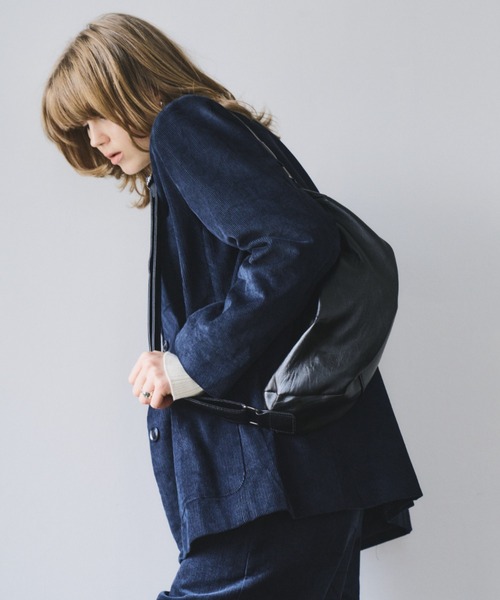 HANNE(アン)の「レザーライクラウンドボディーBAG(ボディバッグ/ウエストポーチ・レディース・ブラック・FREE)」の10枚目の写真
