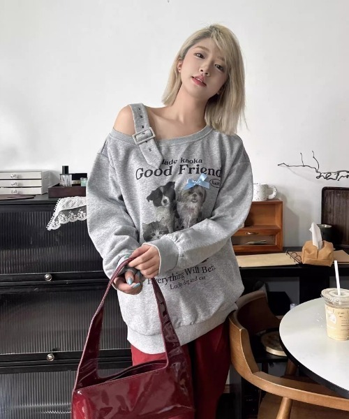 Ritzy(リッツィー)の「ペットプリントオフショルダースウェット(スウェット・レディース・グレー・M/L)」の7枚目の写真