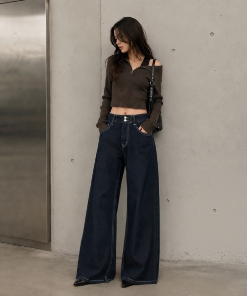 center i（センターアイ）の「配色ステッチ ハイウエストワイドデニムパンツ（デニムパンツ・レディース・ブルー・S/M/L）」の2枚目の写真