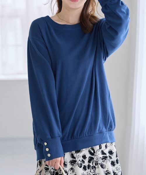 alotta(アロッタ)の「なめらか起毛袖金ボタンゆるトップス(Tシャツ/カットソー・レディース・モカ/ブラック/ボルドー/ブルー・LL/L/M)」の14枚目の写真