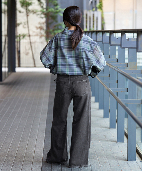 IENA(イエナ)の「upper hights/アッパーハイツ 別注 THE AUDREY デニムパンツ(デニムパンツ・レディース・ブルー/ブラック・26/22/23/24/25)」の18枚目の写真