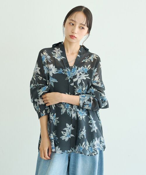 earth music&ecology(アースミュージックアンドエコロジー)の「花柄シアーシャツ(シャツ/ブラウス・レディース・ブラウン/ブラック・FREE)」の13枚目の写真