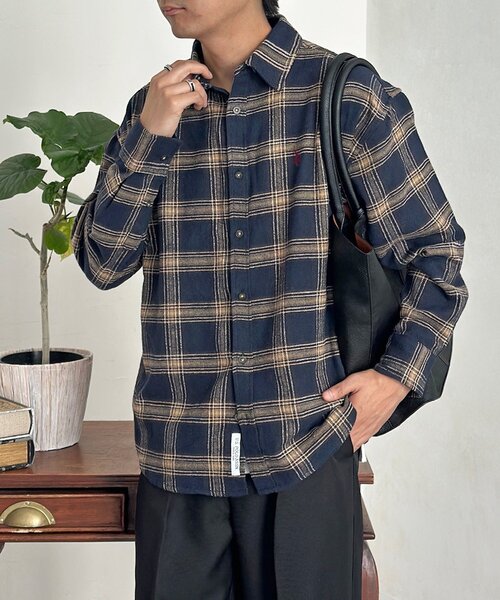 U.S. POLO ASSN.（ユーエスポロアッスン）の「モールチェックシャツ（シャツ/ブラウス・メンズ・ベージュ/ブルー/ブラック/ネイビー・MEDIUM/LARGE）」の4枚目の写真