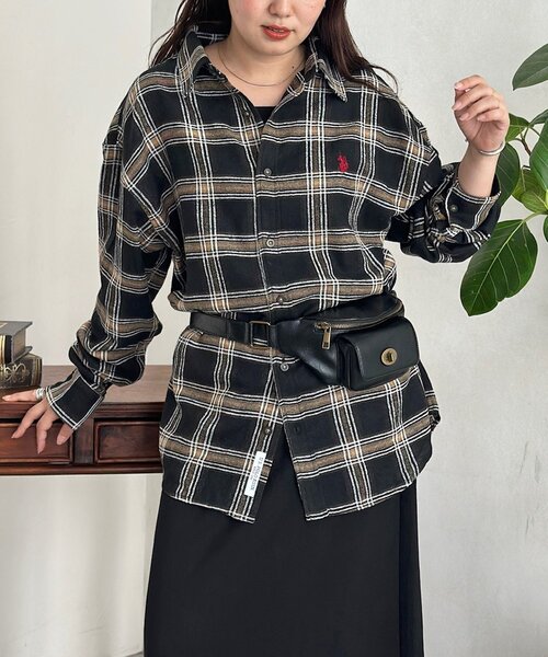 U.S. POLO ASSN.（ユーエスポロアッスン）の「モールチェックシャツ（シャツ/ブラウス・メンズ・ベージュ/ブルー/ブラック/ネイビー・MEDIUM/LARGE）」の2枚目の写真