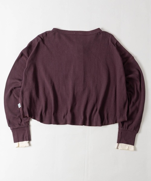 DISCUS(ディスカス)の「【15】〔DISCUS/ディスカス〕フェイクレイヤード ワッフル ロングスリーブヘンリーネックTシャツ クロップド丈 レディース(Tシャツ/カットソー・レディース・ブラック/オートミール/ワイン・LARGE/MEDIUM)」の11枚目の写真