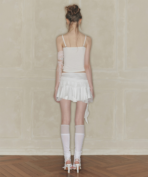 PAIN OR PLEASURE(ペインオアプレジャー)の「SWAN SKIRT white(スカート・レディース・その他・SMALL/MEDIUM)」の3枚目の写真