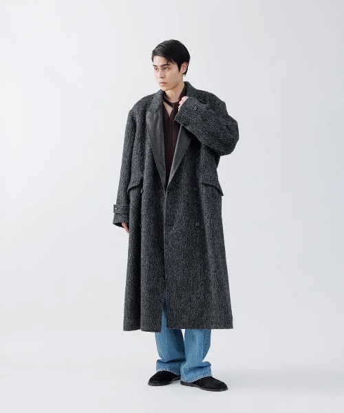 SUBLATIONS(サブレーションズ)の「【SUBLATIONS】GOTHAM CHESTER COAT .16(チェスターコート・メンズ・グレー/グレイッシュベージュ・2)」の4枚目の写真