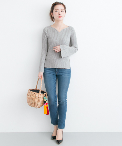 URBAN RESEARCH(アーバンリサーチ)の「 UR リブハートネックニット(ニット/セーター・レディース・オフホワイト/グレー/ピンク・FREE)」の10枚目の写真