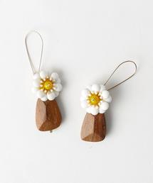 Another Edition | フラワーウッドピアス(ピアス（両耳用）)