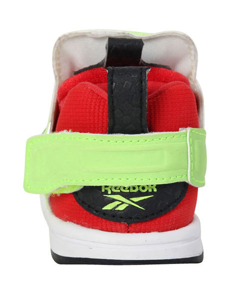 X-girl Stages（エックスガールステージス）の「REEBOK "VERSA PUMP FURY"（スニーカー・キッズ・レッド・12cm/13cm/14cm/15cm/16cm/11cm）」の4枚目の写真