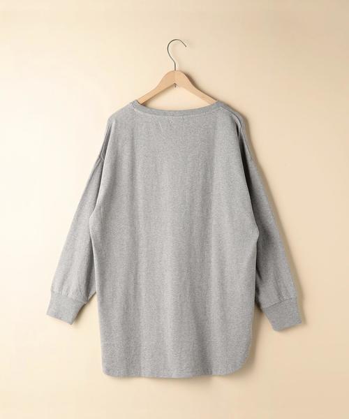 coen（コーエン）の「Champion （チャンピオン）Vネックロングスリーブカットソー（Tシャツ/カットソー・レディース・ホワイト/ライトグレー・MEDIUM）」の3枚目の写真