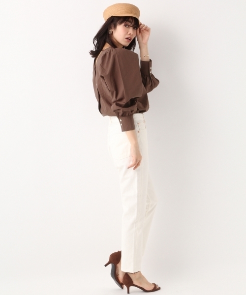 A part by（アパートバイ）の「【前後2WAY】CソデボリュームブラウスLS 780402（シャツ/ブラウス・レディース・ブラック/ブラウン/ライトグリーン/ナチュラル・FREE）」の19枚目の写真