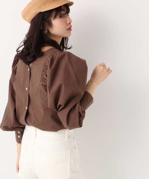 A part by（アパートバイ）の「【前後2WAY】CソデボリュームブラウスLS 780402（シャツ/ブラウス・レディース・ブラック/ブラウン/ライトグリーン/ナチュラル・FREE）」の17枚目の写真