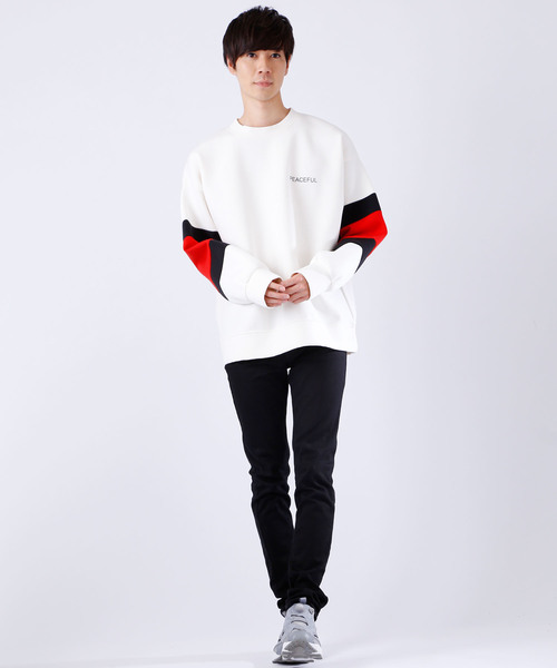 MONO-MART(モノマート)の「スーパービッグシルエット 袖ライン プリントプルオーバー(スウェット・メンズ・ホワイト/ブラック/ネイビー/グリーン・FREE)」の14枚目の写真