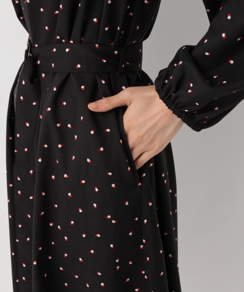 GLOBAL WORK（グローバルワーク）の「ベルトツキスキッパーワンピース/805937（ワンピース・レディース・ネイビー/ベージュ/ブラック・MEDIUM/LARGE）」の12枚目の写真