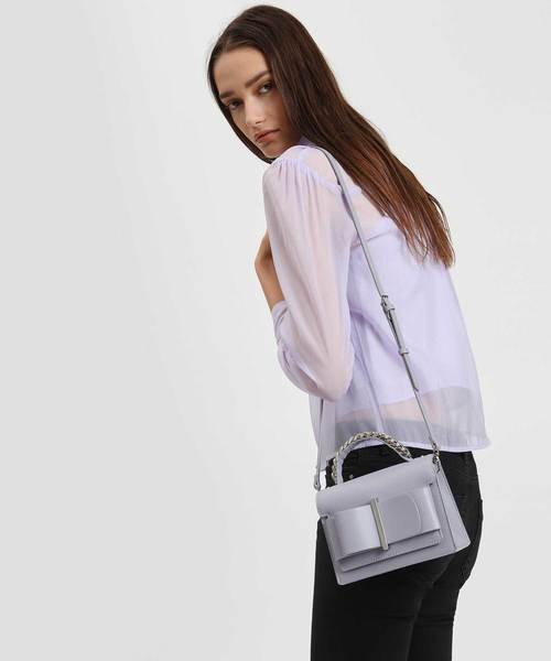 美品 charles&keith ボウディテールバッグ CHARLES & KEITH（チャールズ & キース）の「ボウディテール