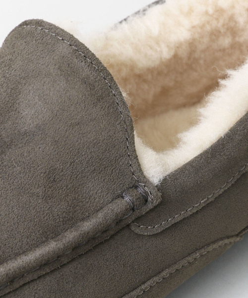 UGG（アグ）の「UGG　Ascot（その他シューズ・メンズ・チャコールグレー/ブラック系その他/ベージュ系その他・8/10/9）」の11枚目の写真