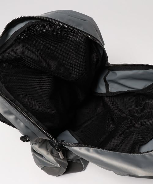 ADAM ET ROPE'（アダムエロペ）の「[cesse] バックパック(リュック)（バックパック/リュック・メンズ・ブラック/グレー/グリーン系その他・FREE）」の6枚目の写真