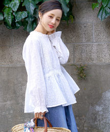 coca（coca） | 花柄刺繍ペプラムブラウス(シャツ/ブラウス)